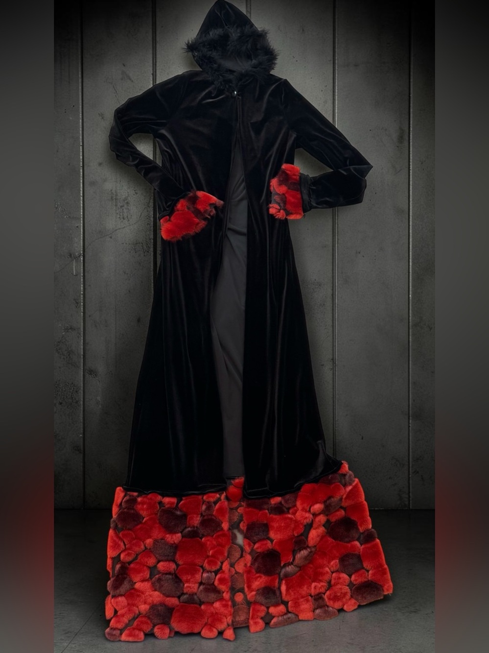 Vintage Stretch Velvet Black Red Faux Fur Goth Cape Maxi Cloak Duster Opera Coat